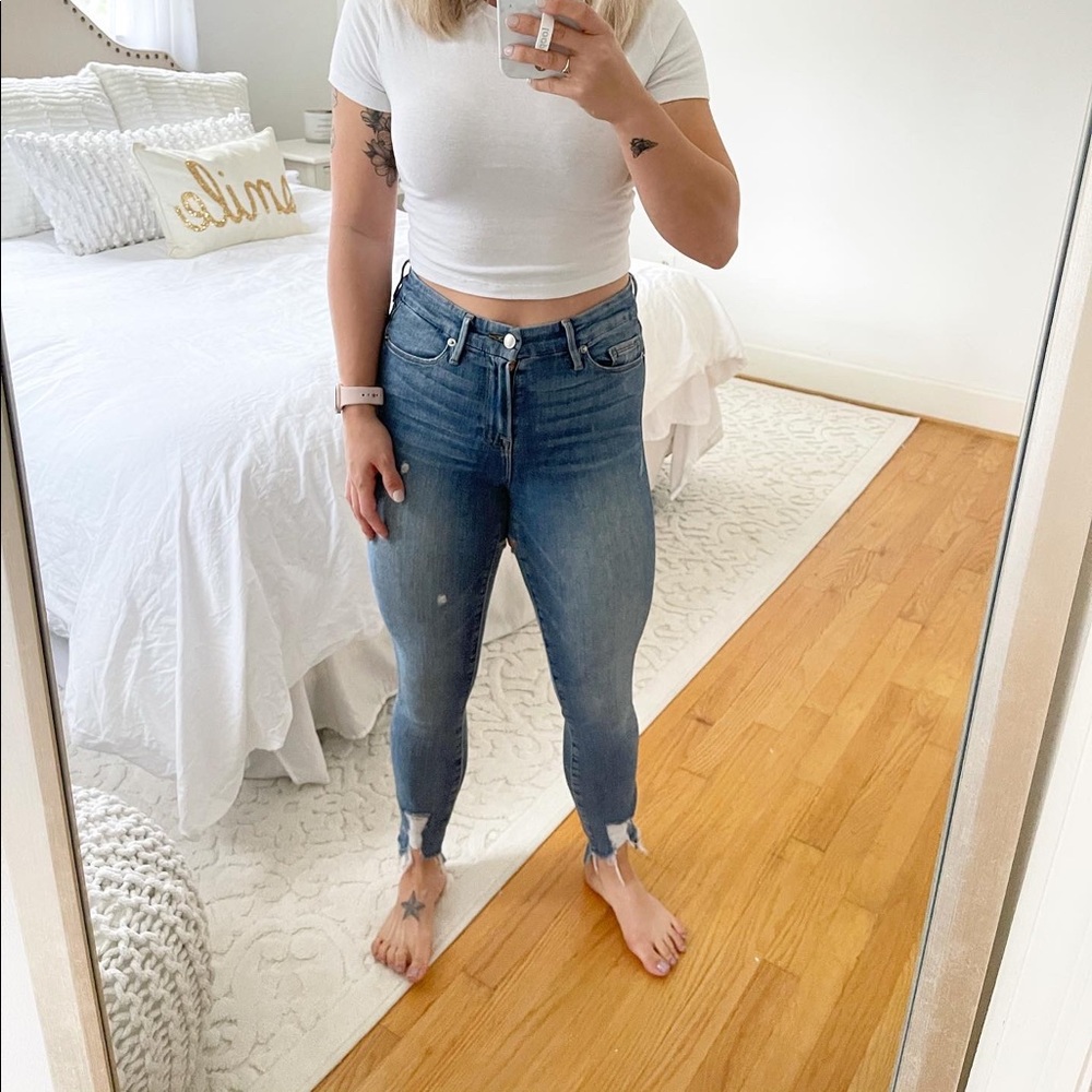 GOOD AMERICAN RAW HEM JEANS